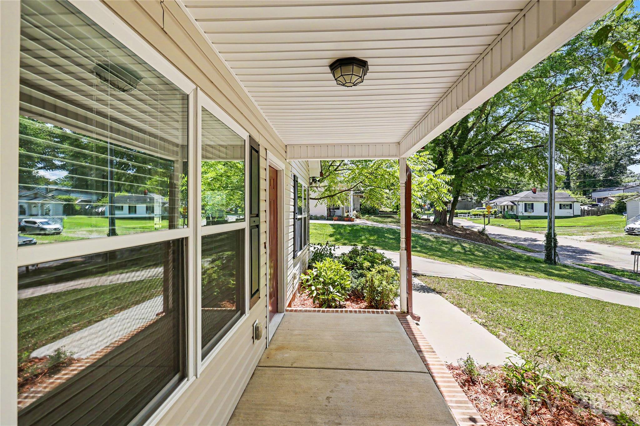 318 N Pryor Street — Gastonia