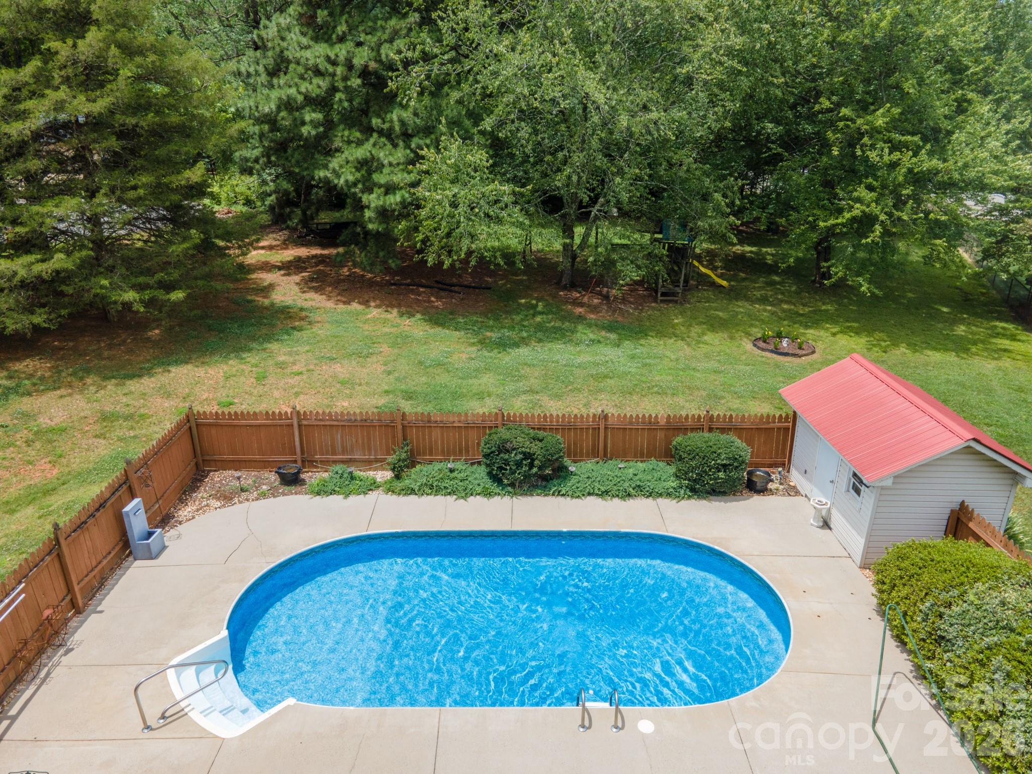 201 Wellington Drive — Lincolnton