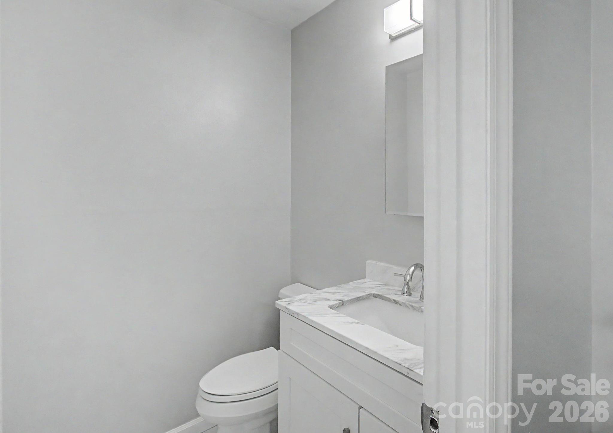 102 Wicklow Drive — Asheville