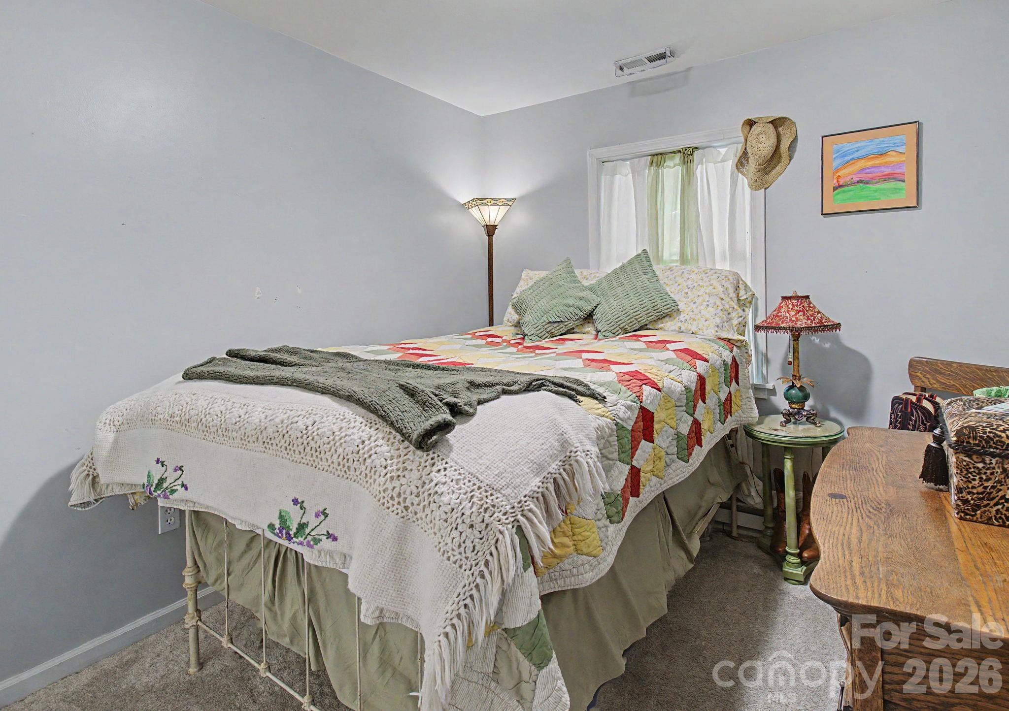 102 Wicklow Drive — Asheville