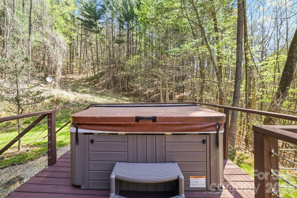 210 Chickadee Drive — Bryson City
