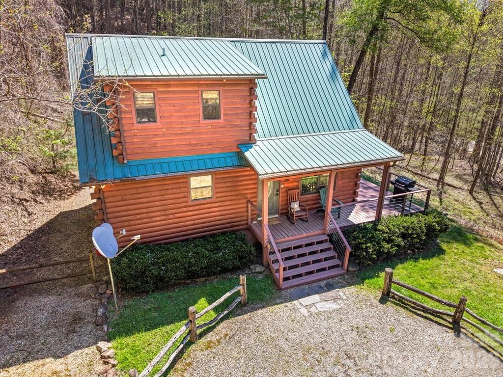 210 Chickadee Drive — Bryson City
