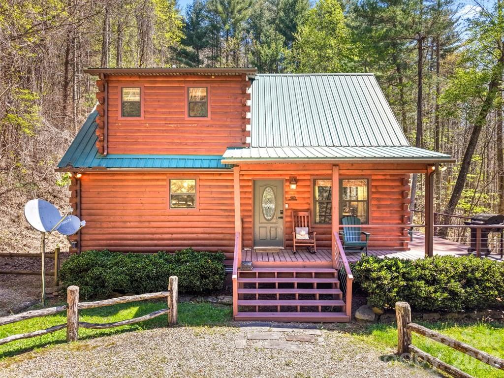 210 Chickadee Drive — Bryson City