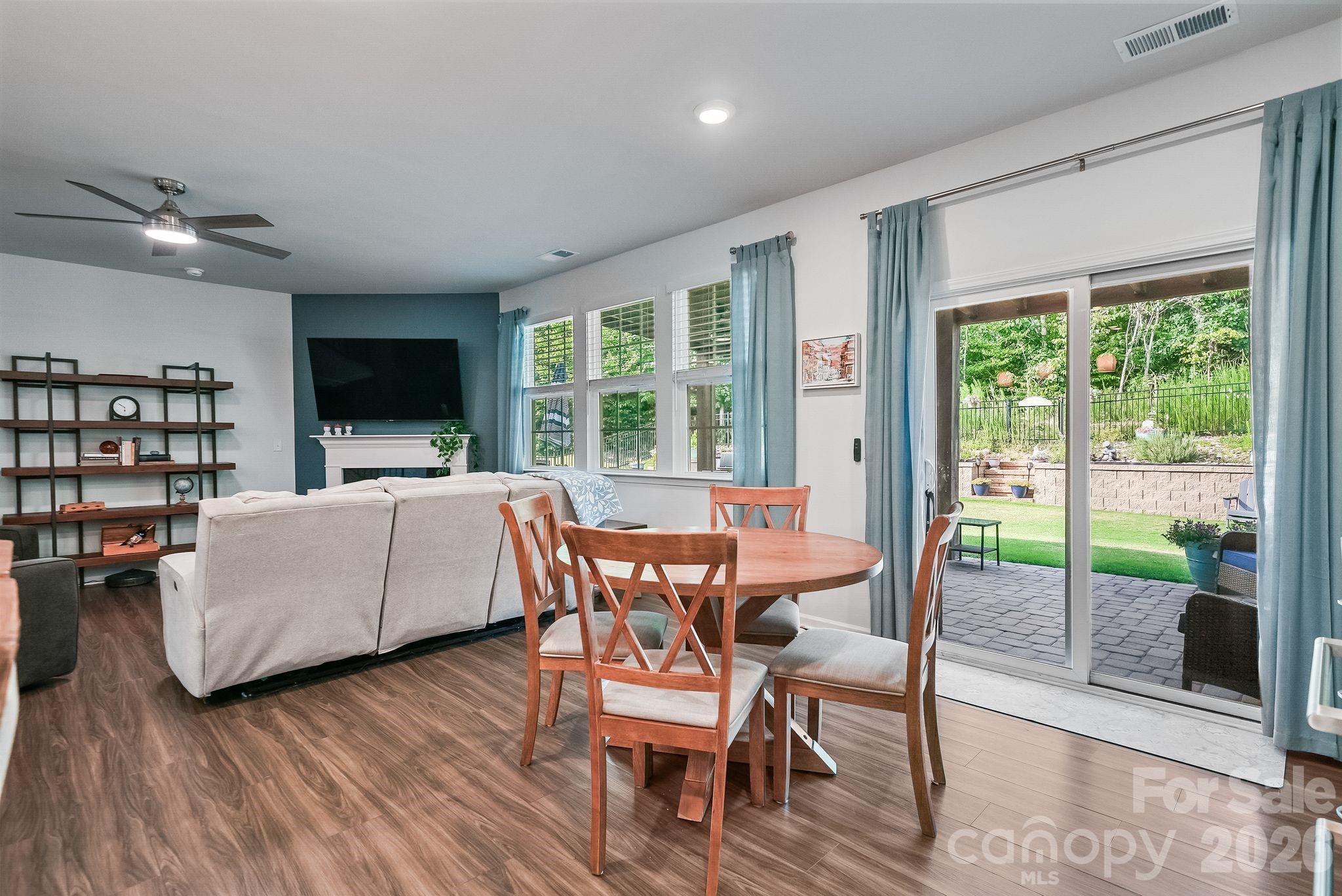 386 Kennerly Center Drive — Mooresville