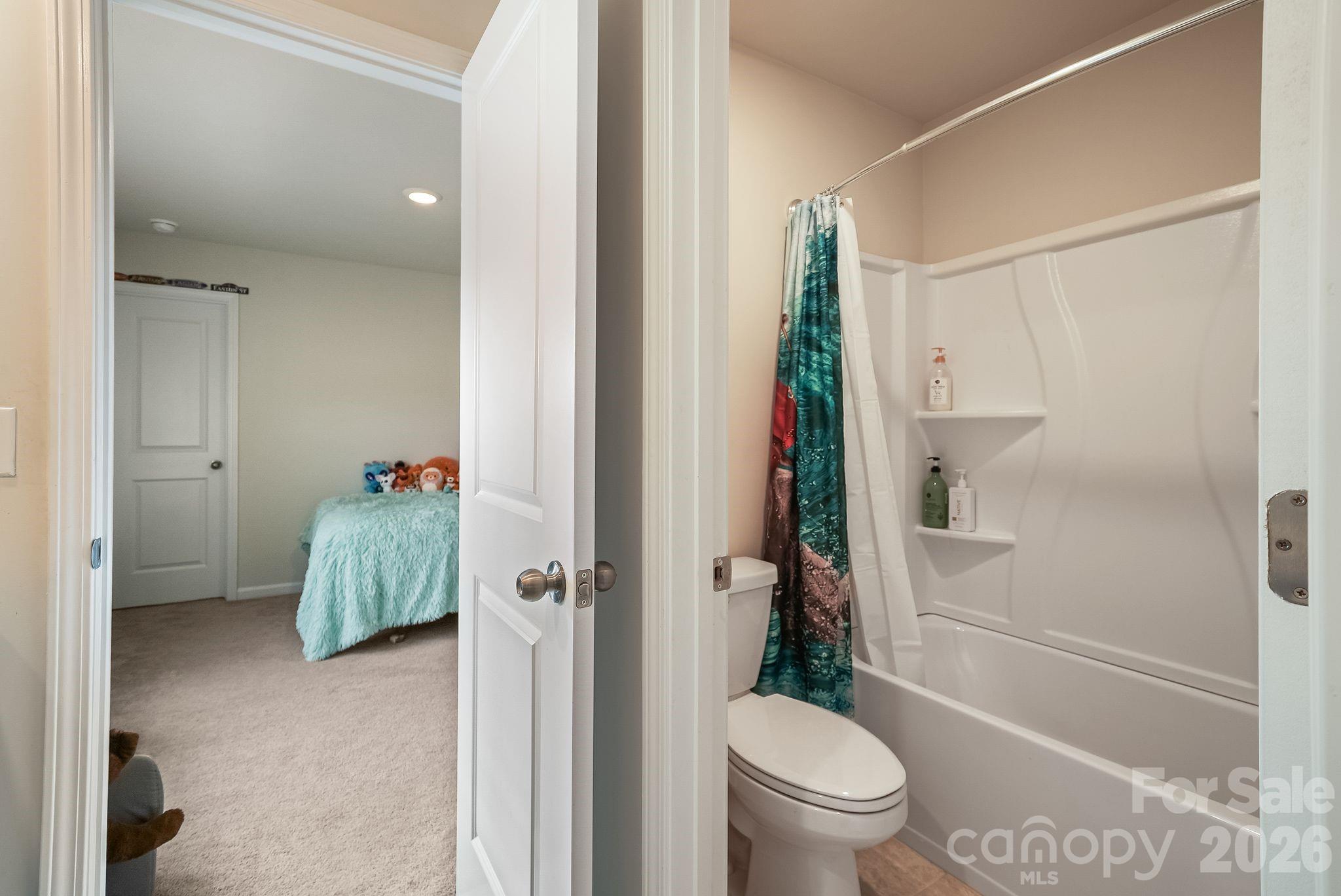 386 Kennerly Center Drive — Mooresville