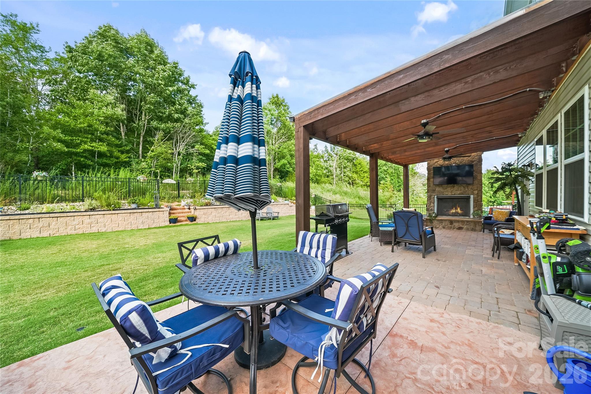 386 Kennerly Center Drive — Mooresville