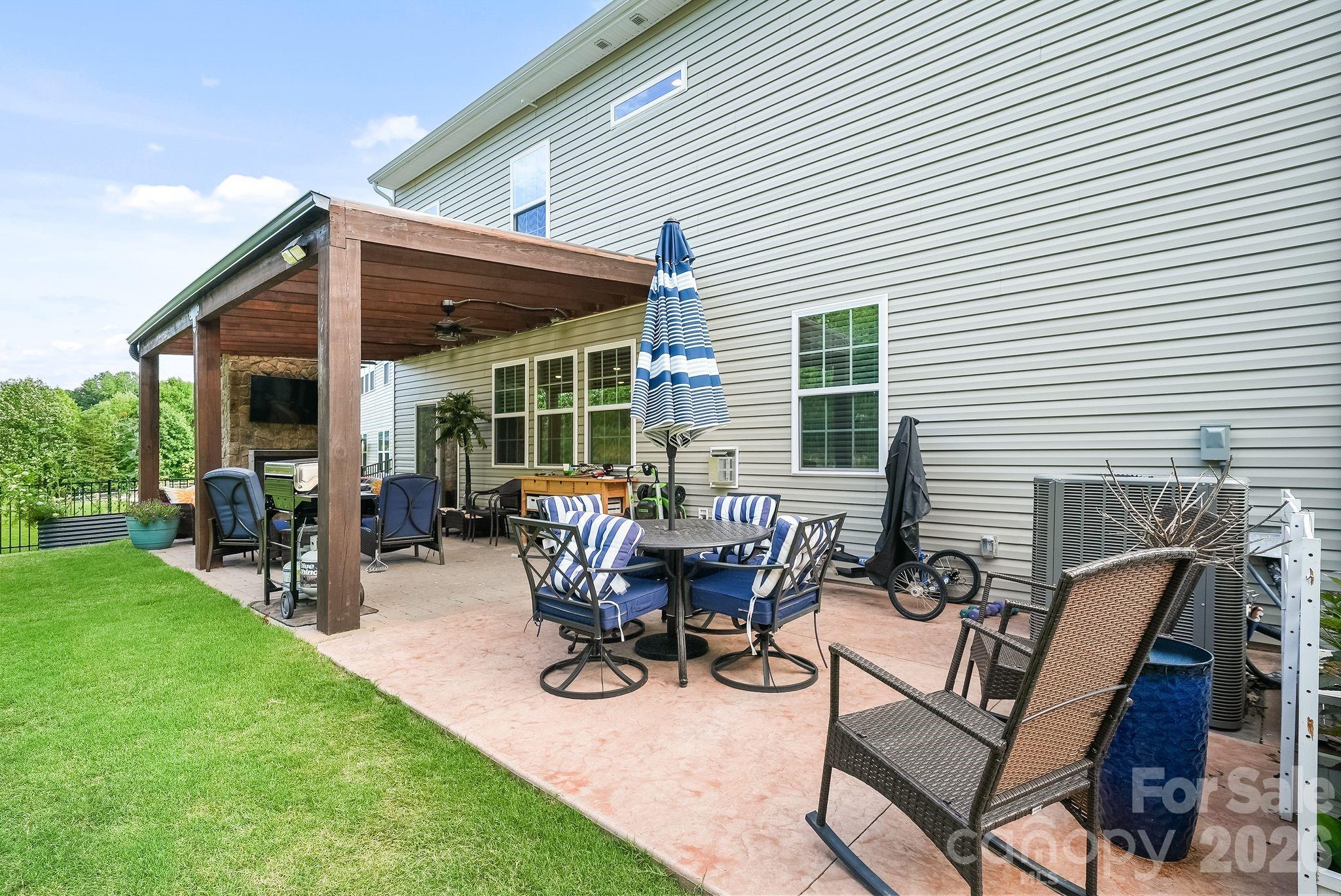 386 Kennerly Center Drive — Mooresville
