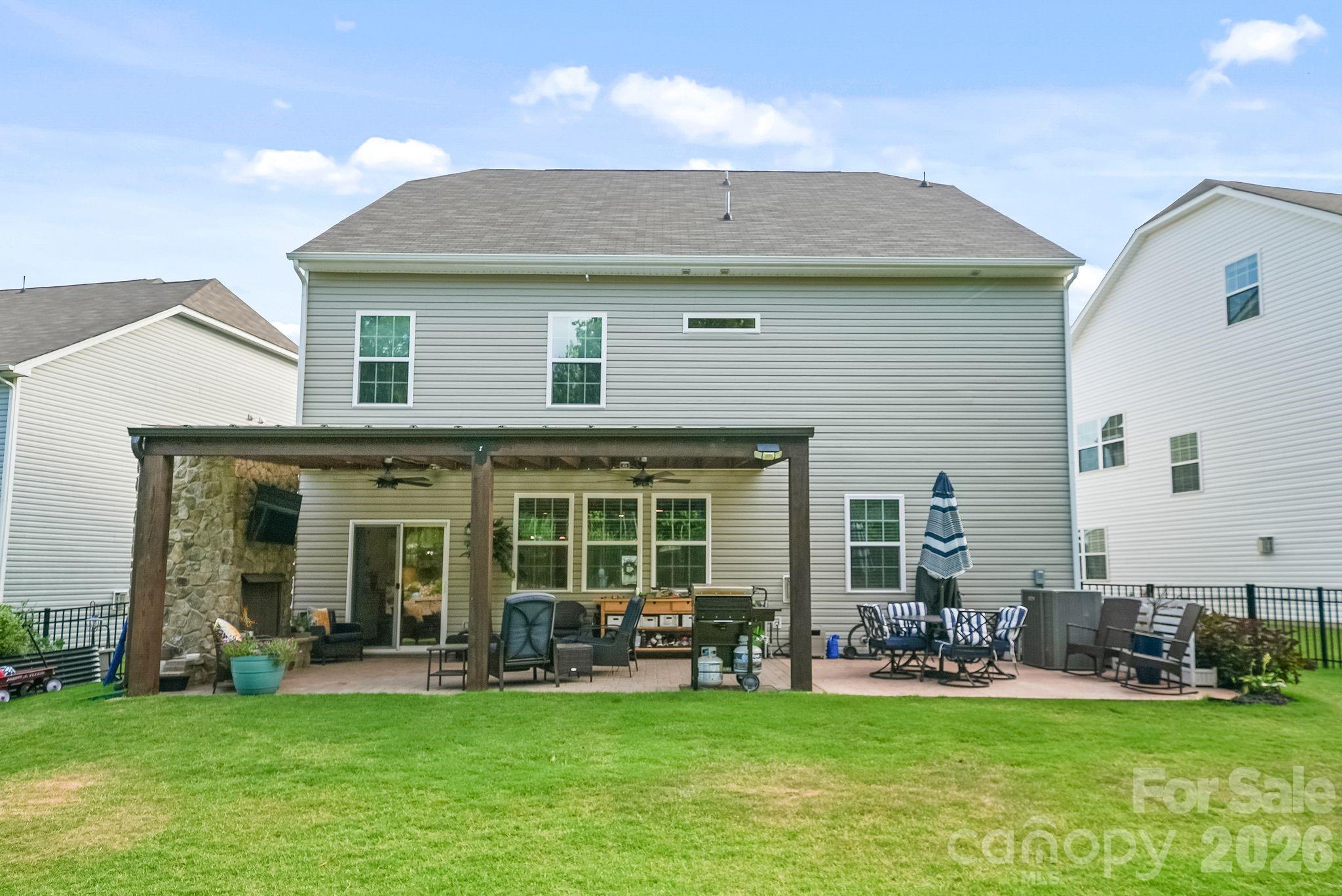 386 Kennerly Center Drive — Mooresville