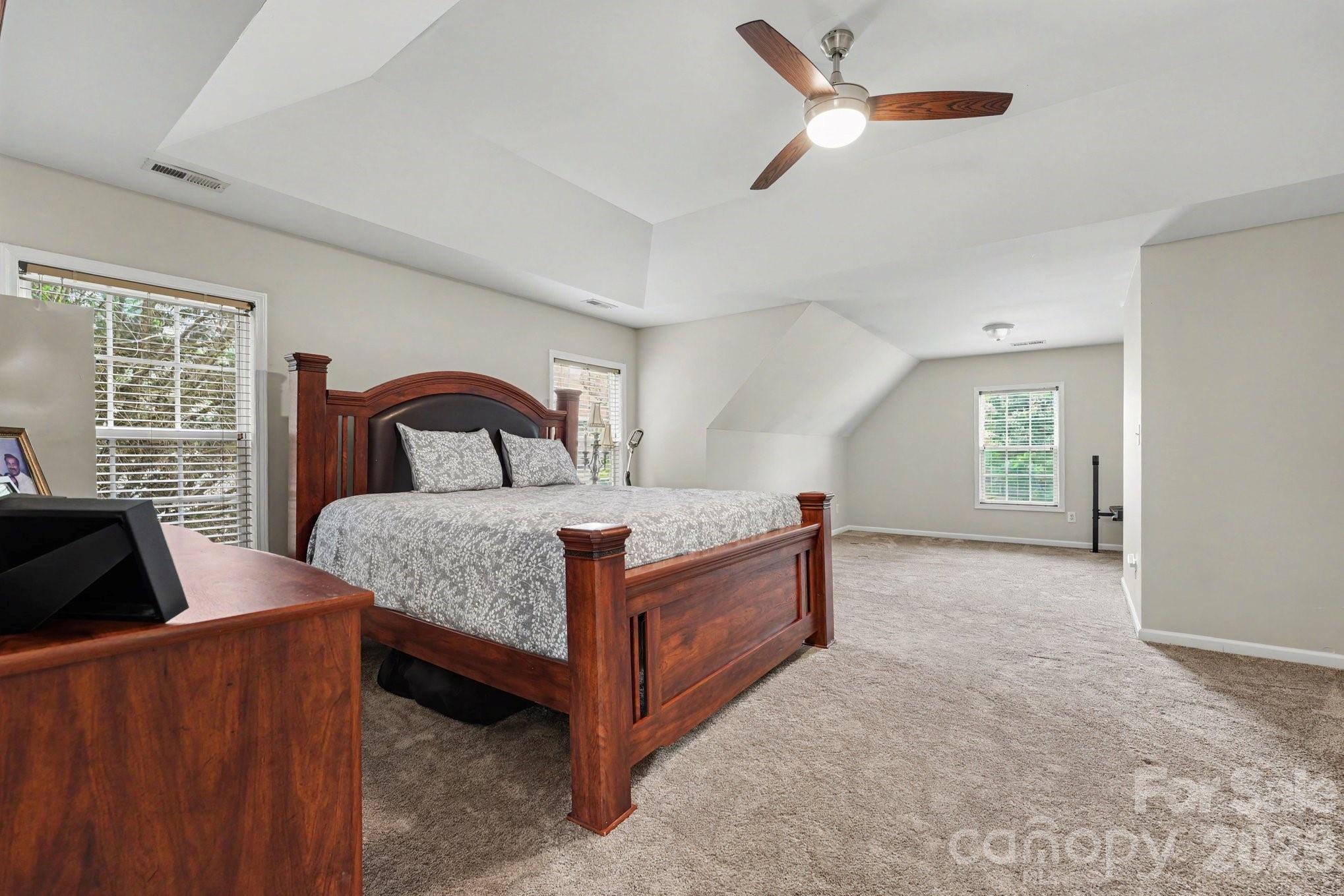 1583 Duckhorn Street NW — Concord