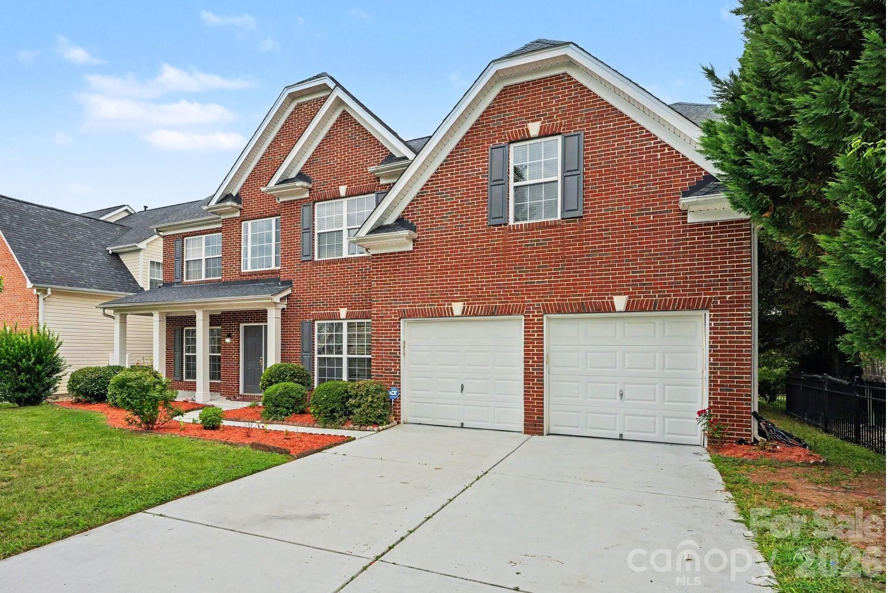 1583 Duckhorn Street NW — Concord