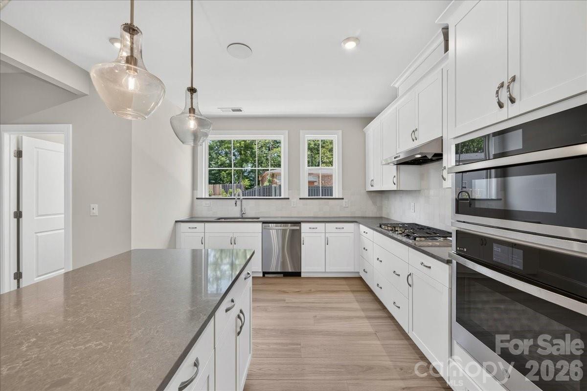 232 Old Town Village Road — Waxhaw