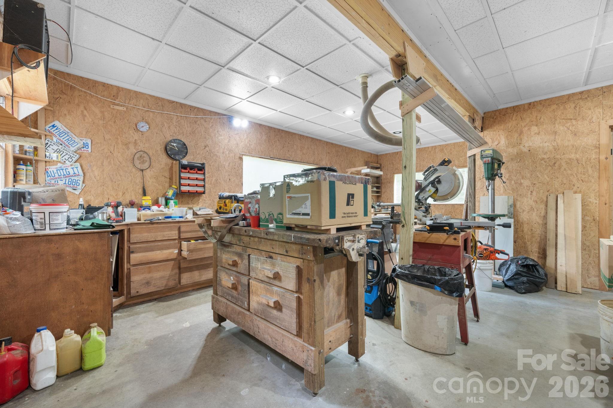 2956 Indian Grave Road — Lenoir