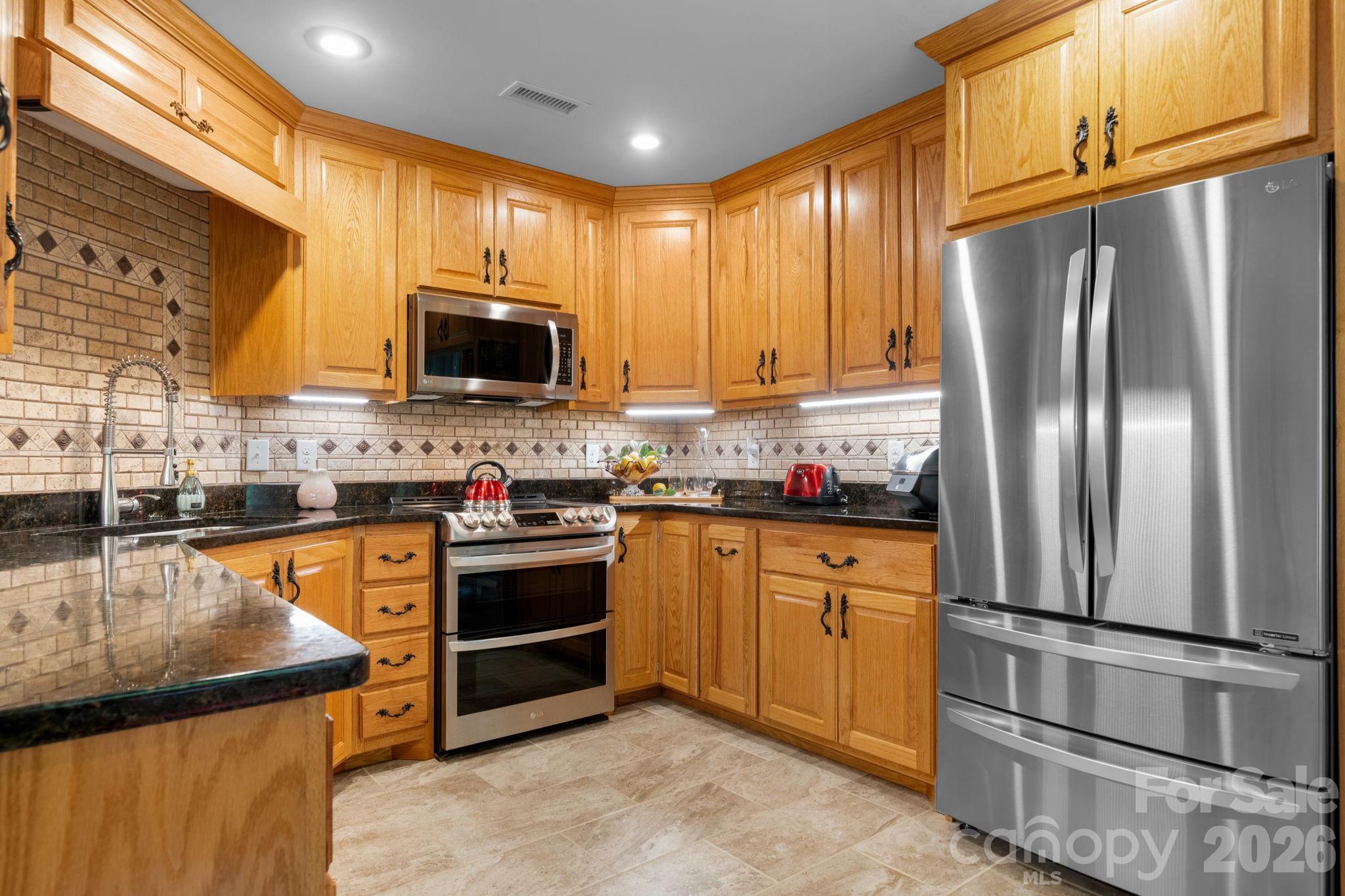 2956 Indian Grave Road — Lenoir