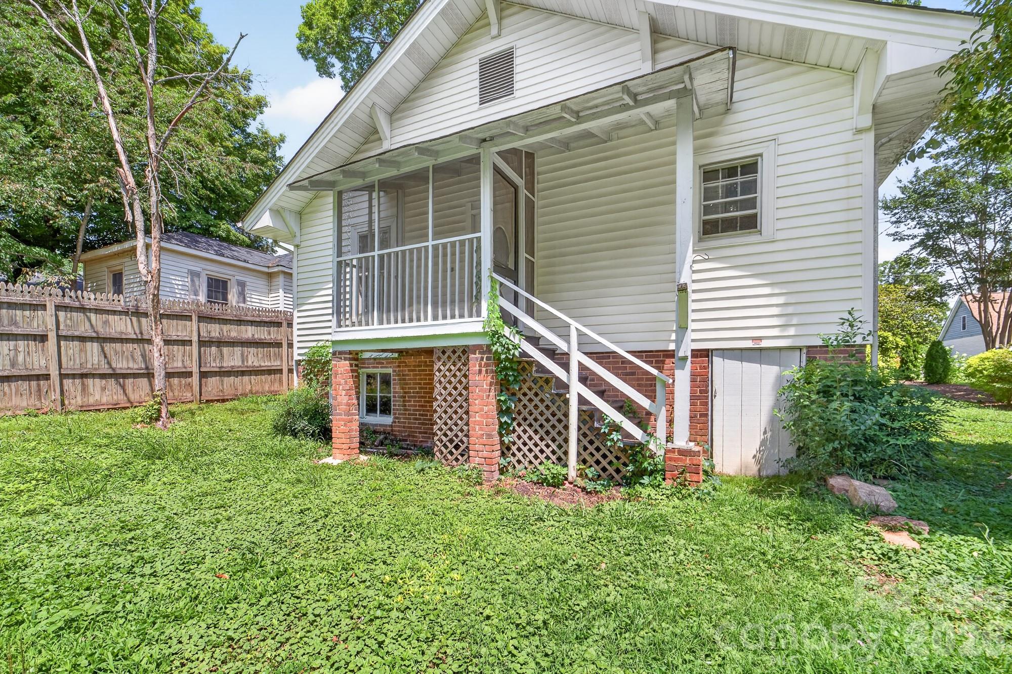11 Cedar Street — Belmont
