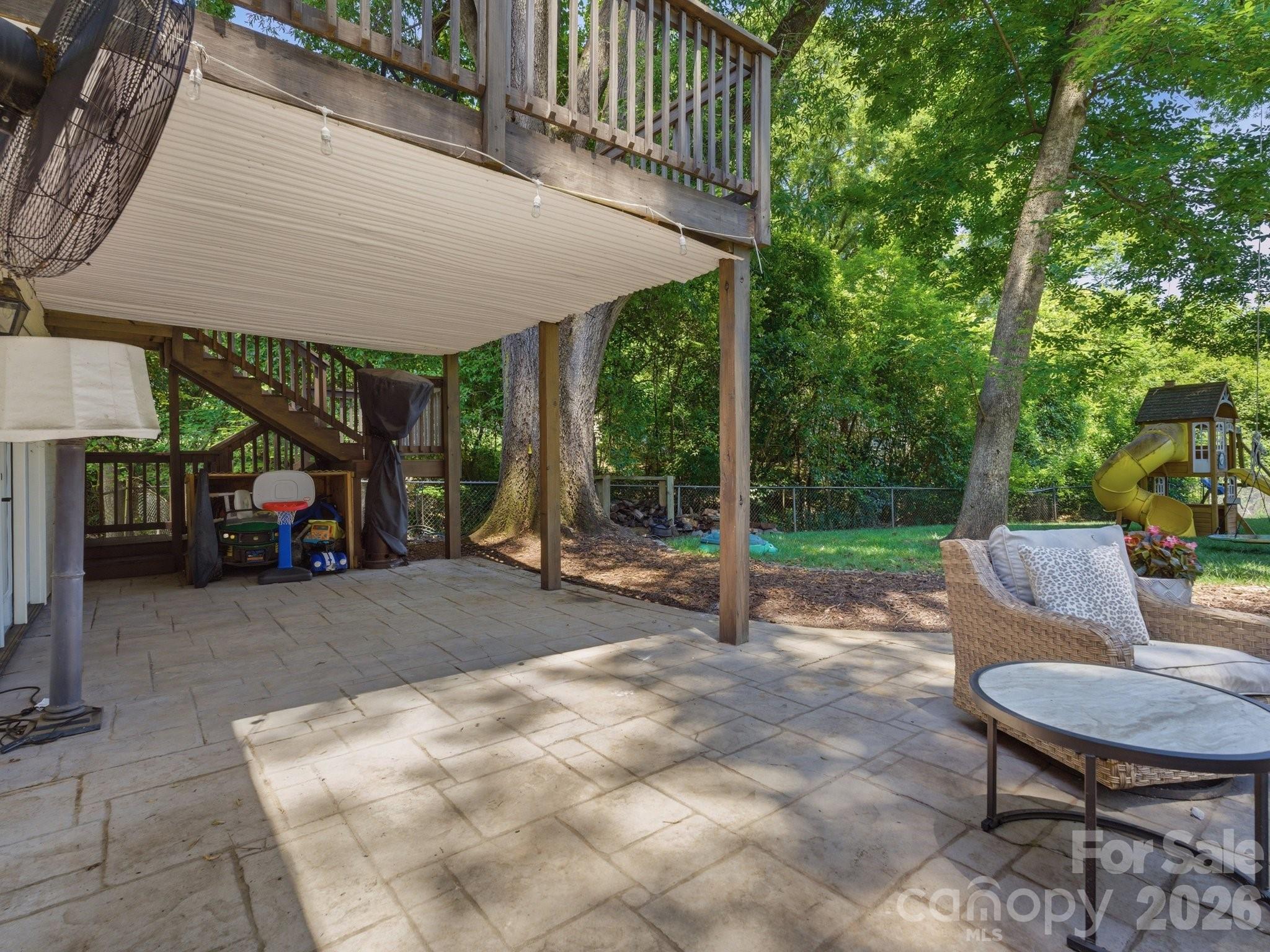 6819 Woodstock Drive — Charlotte