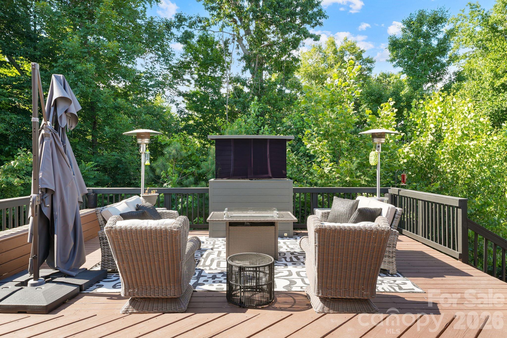 13231 Fiore Place — Huntersville