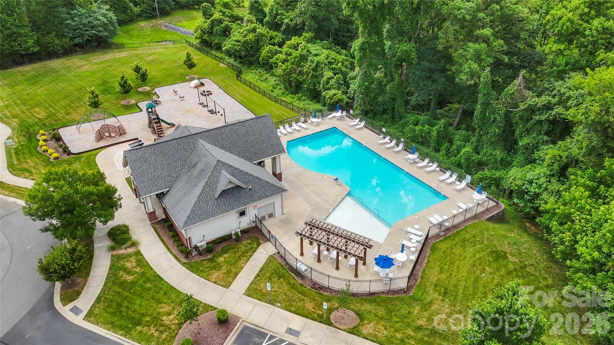 13231 Fiore Place — Huntersville
