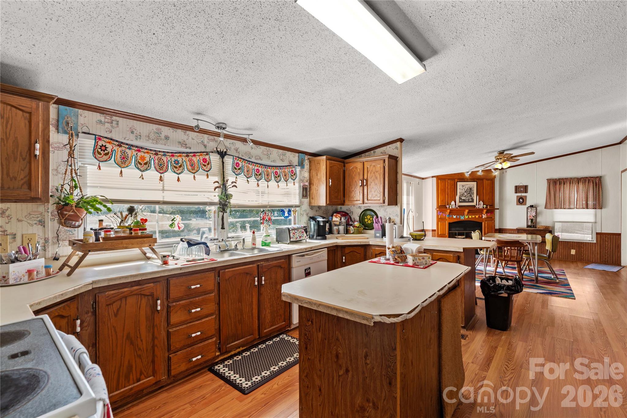 1124 Majolica Road — Salisbury