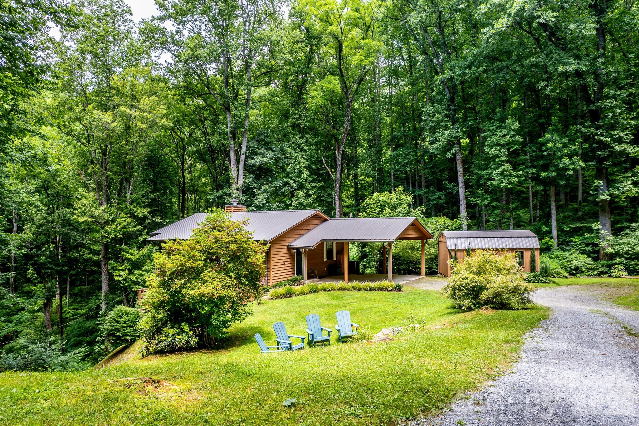 125 Nugget Lane — Sylva