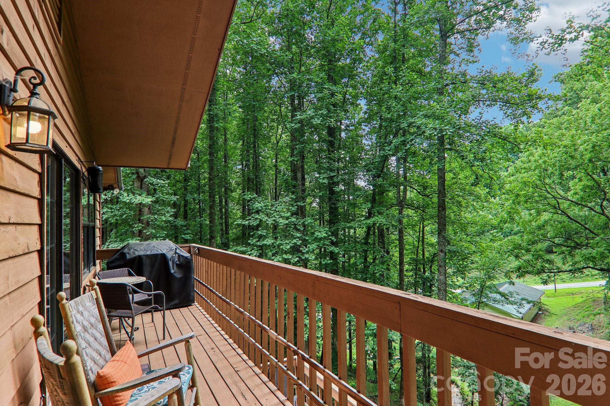 125 Nugget Lane — Sylva