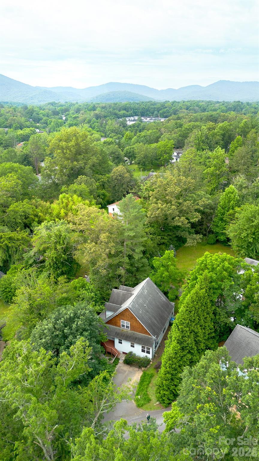 340 Old Haw Creek Road — Asheville