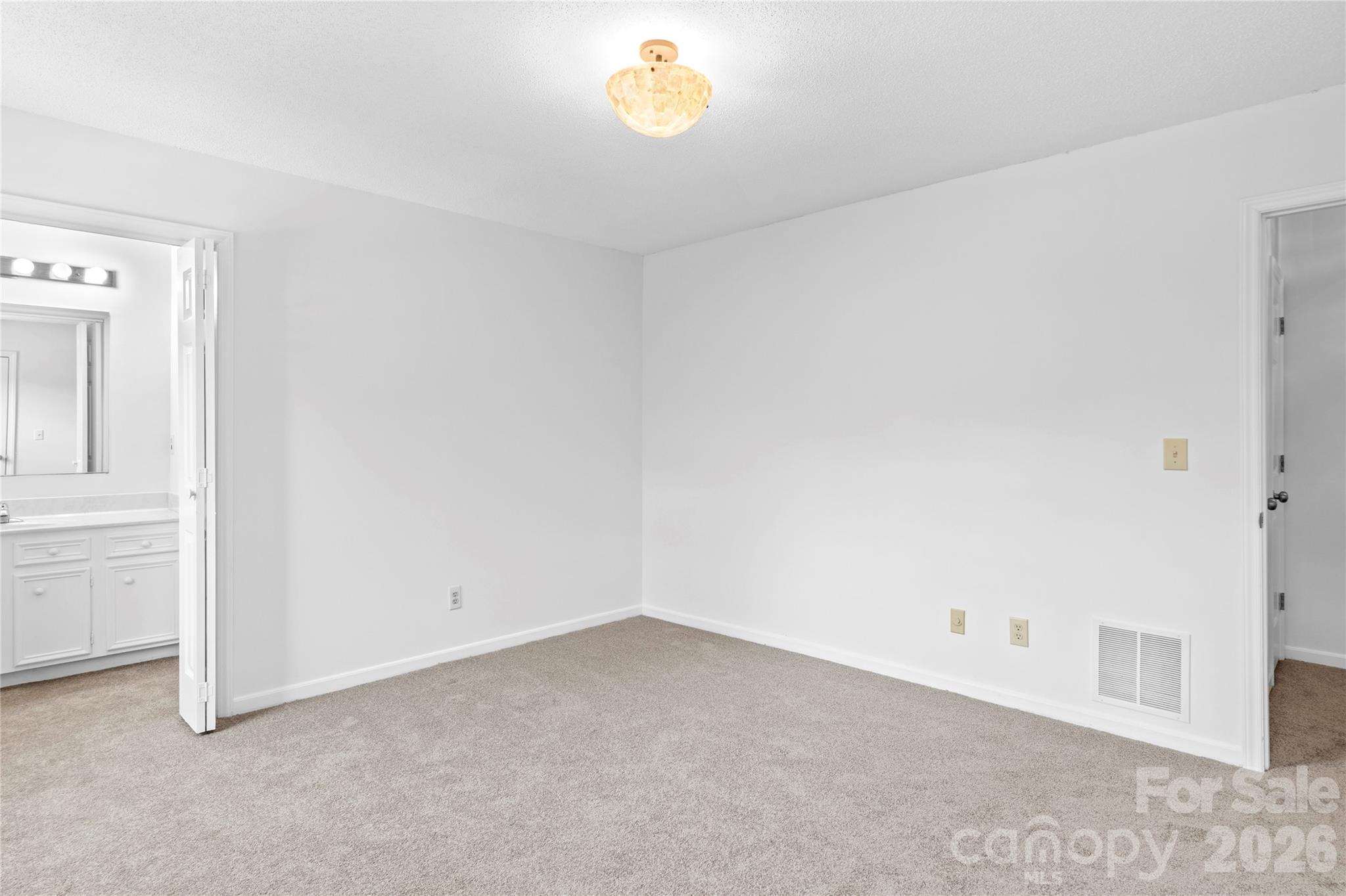 3138 Burke Mill Court — Winston Salem