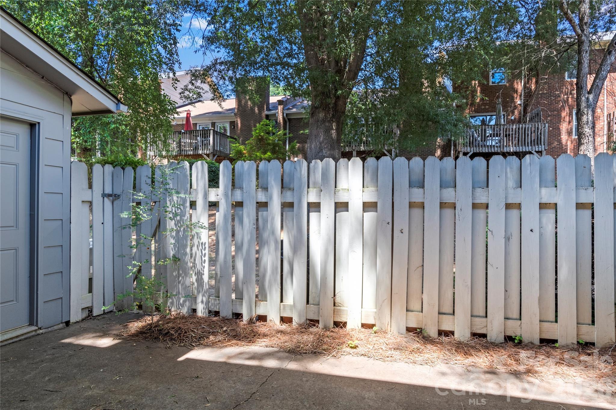 3138 Burke Mill Court — Winston Salem
