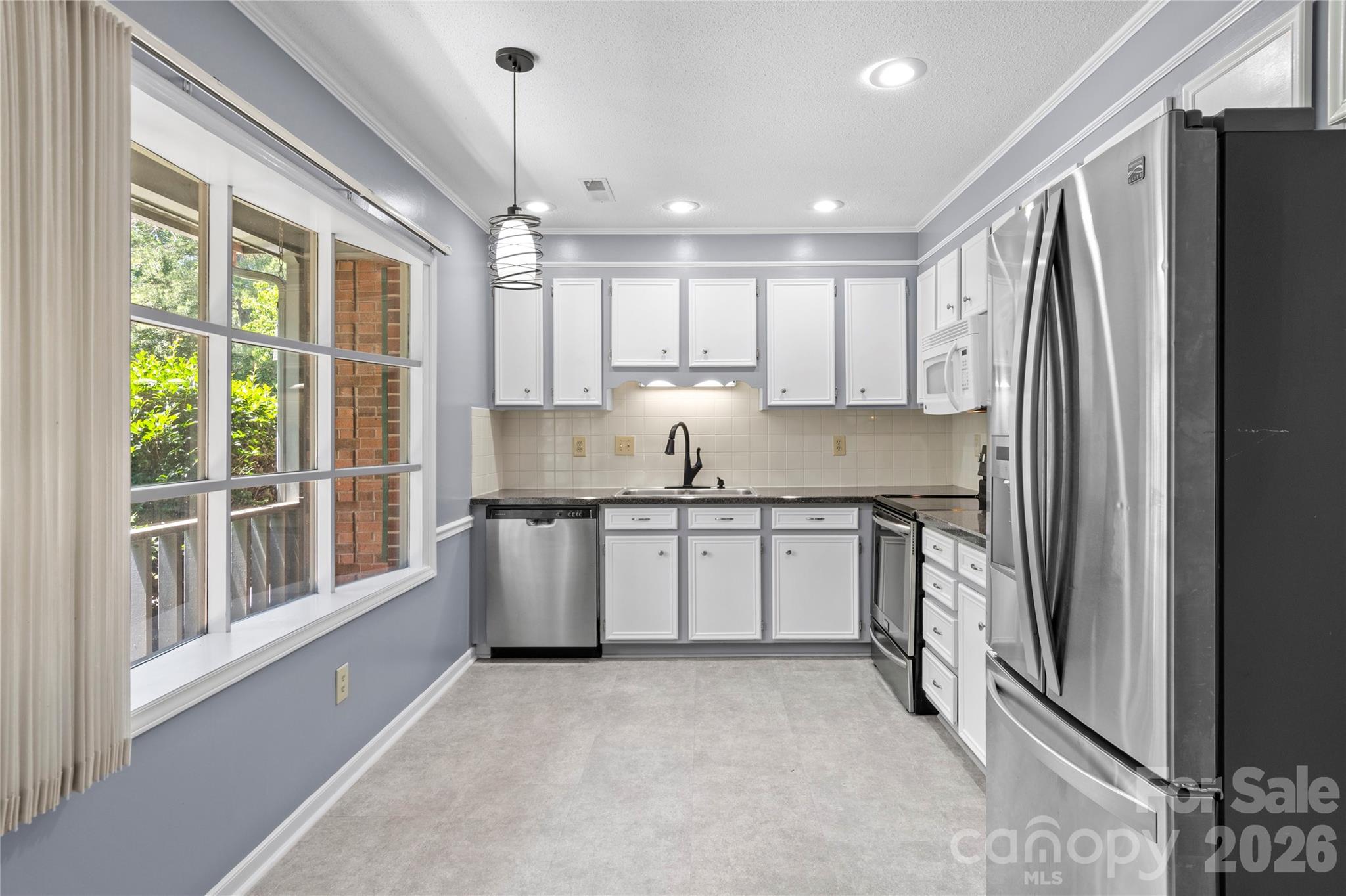 3138 Burke Mill Court — Winston Salem
