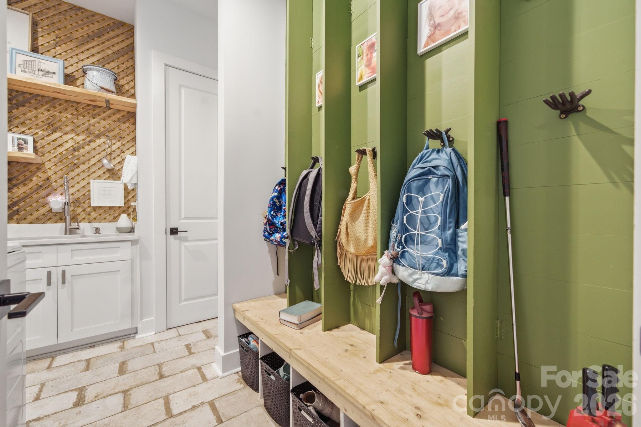 6816 W Duncan Road — Indian Trail