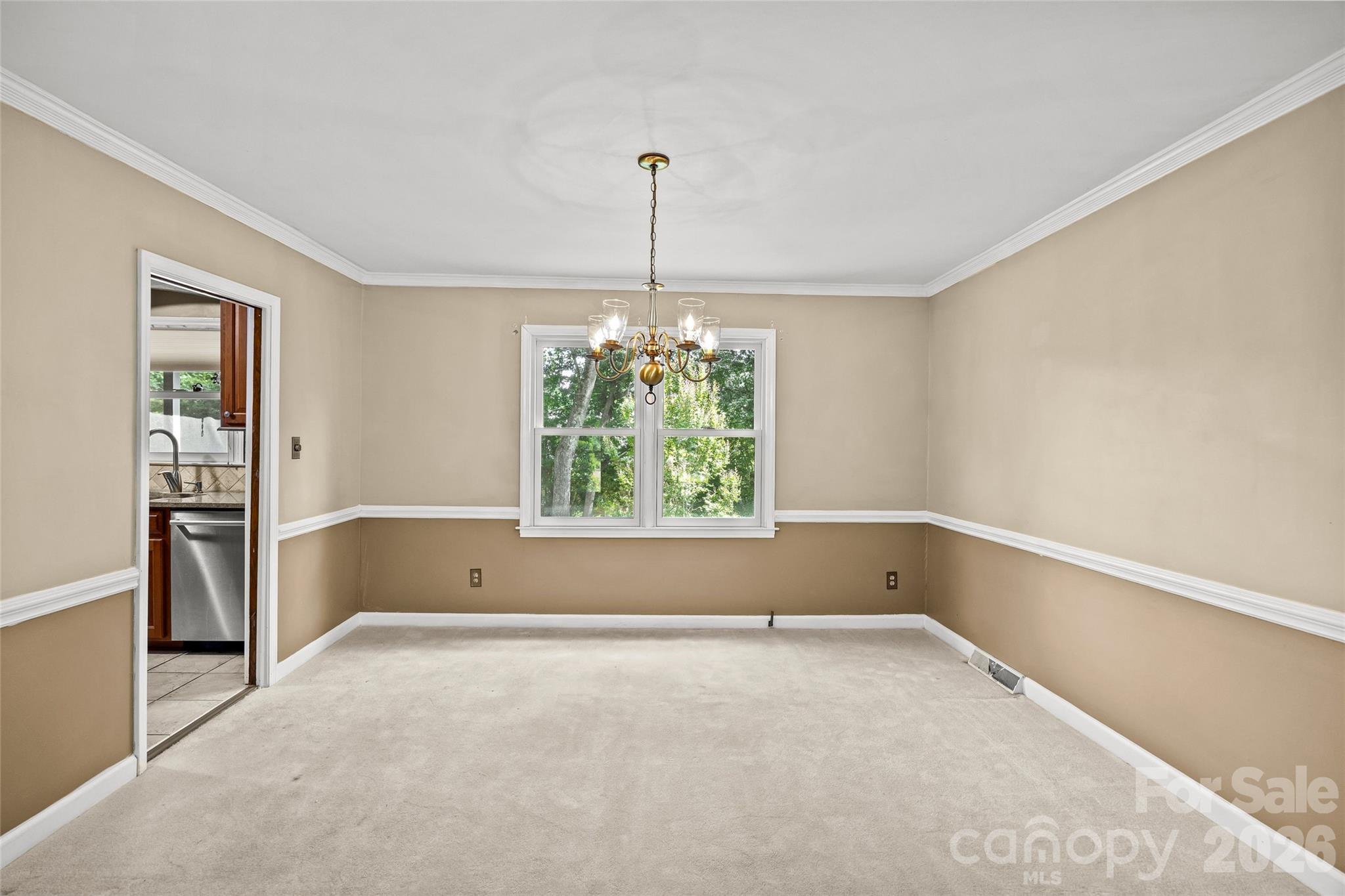 7201 Hopeton Road — Charlotte