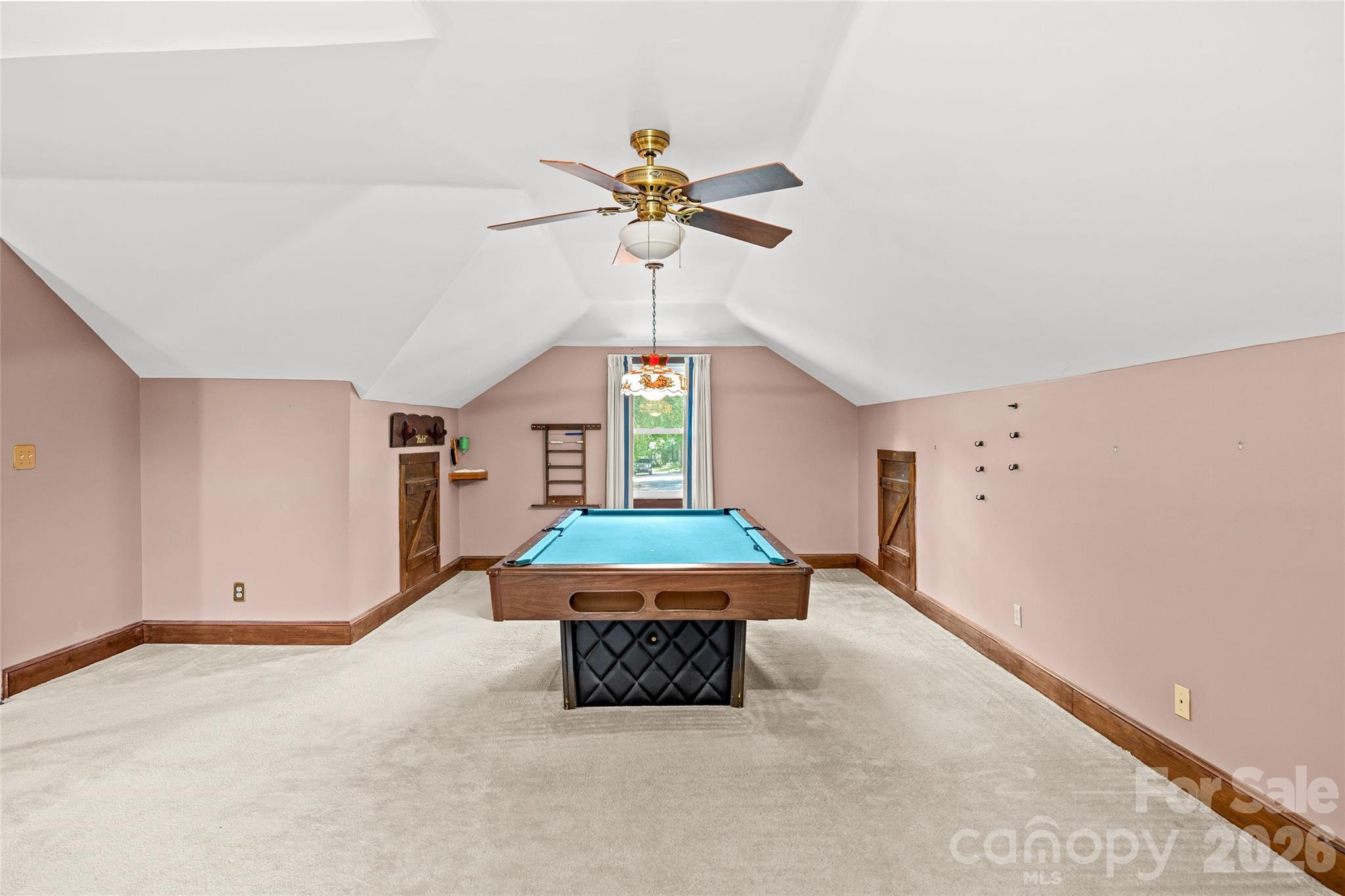7201 Hopeton Road — Charlotte