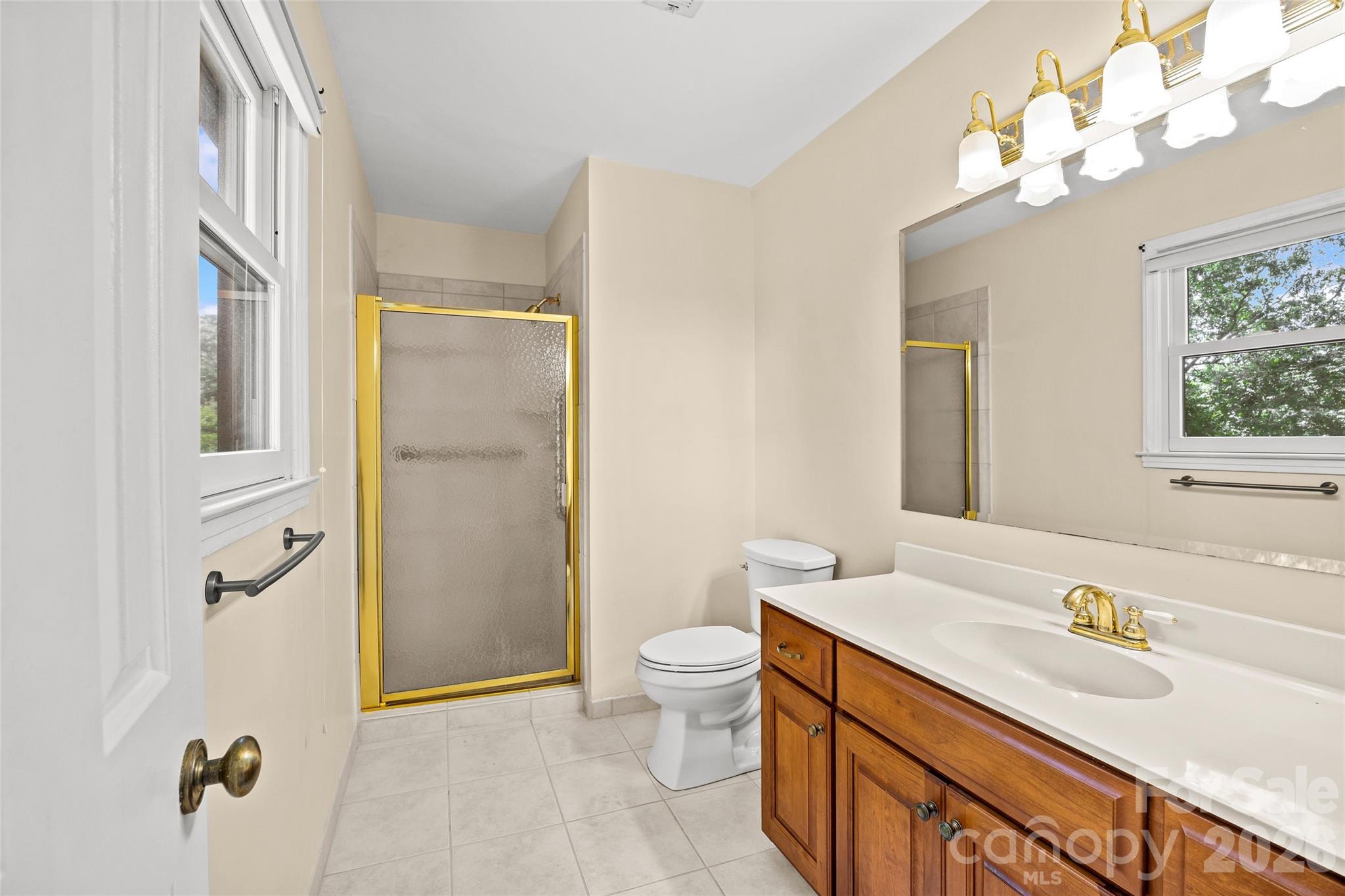 7201 Hopeton Road — Charlotte