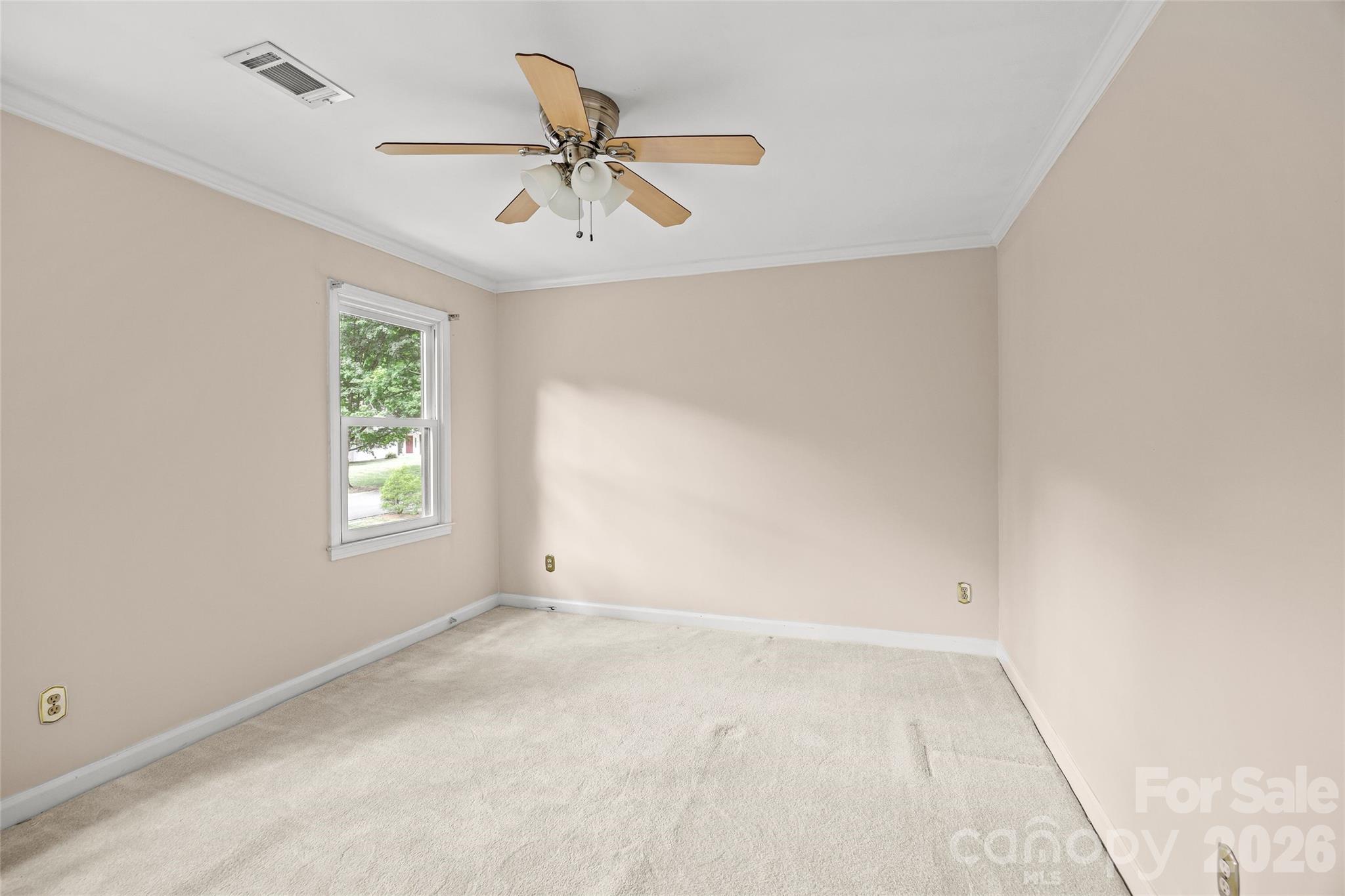 7201 Hopeton Road — Charlotte
