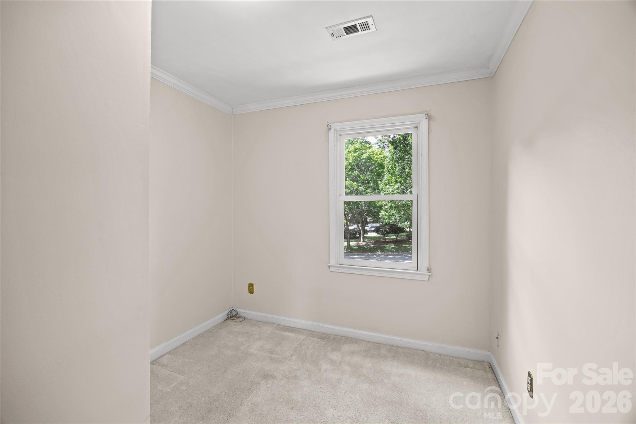 7201 Hopeton Road — Charlotte