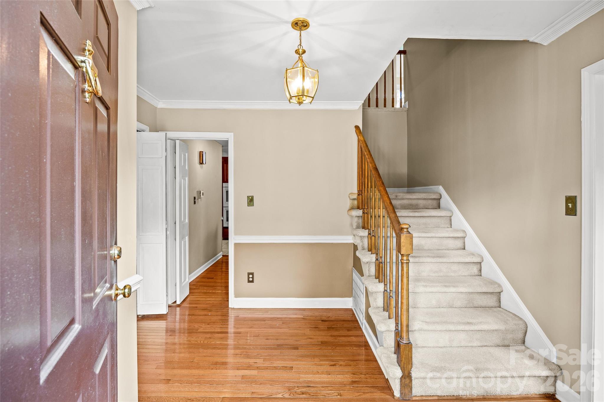 7201 Hopeton Road — Charlotte