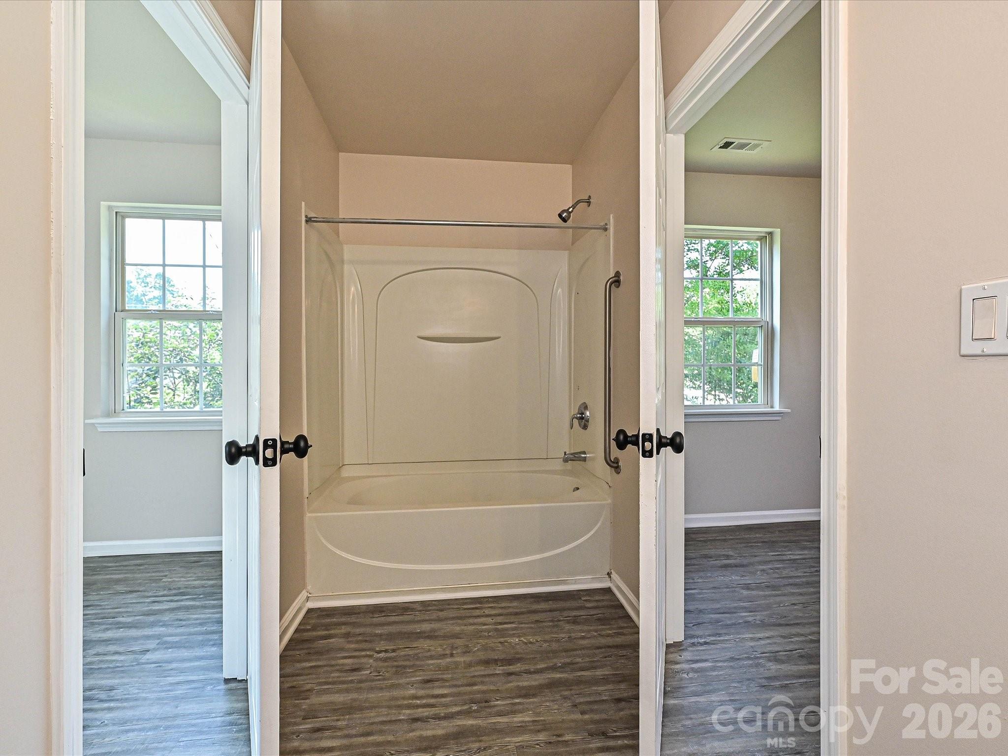 817 Wainwright Avenue — Charlotte