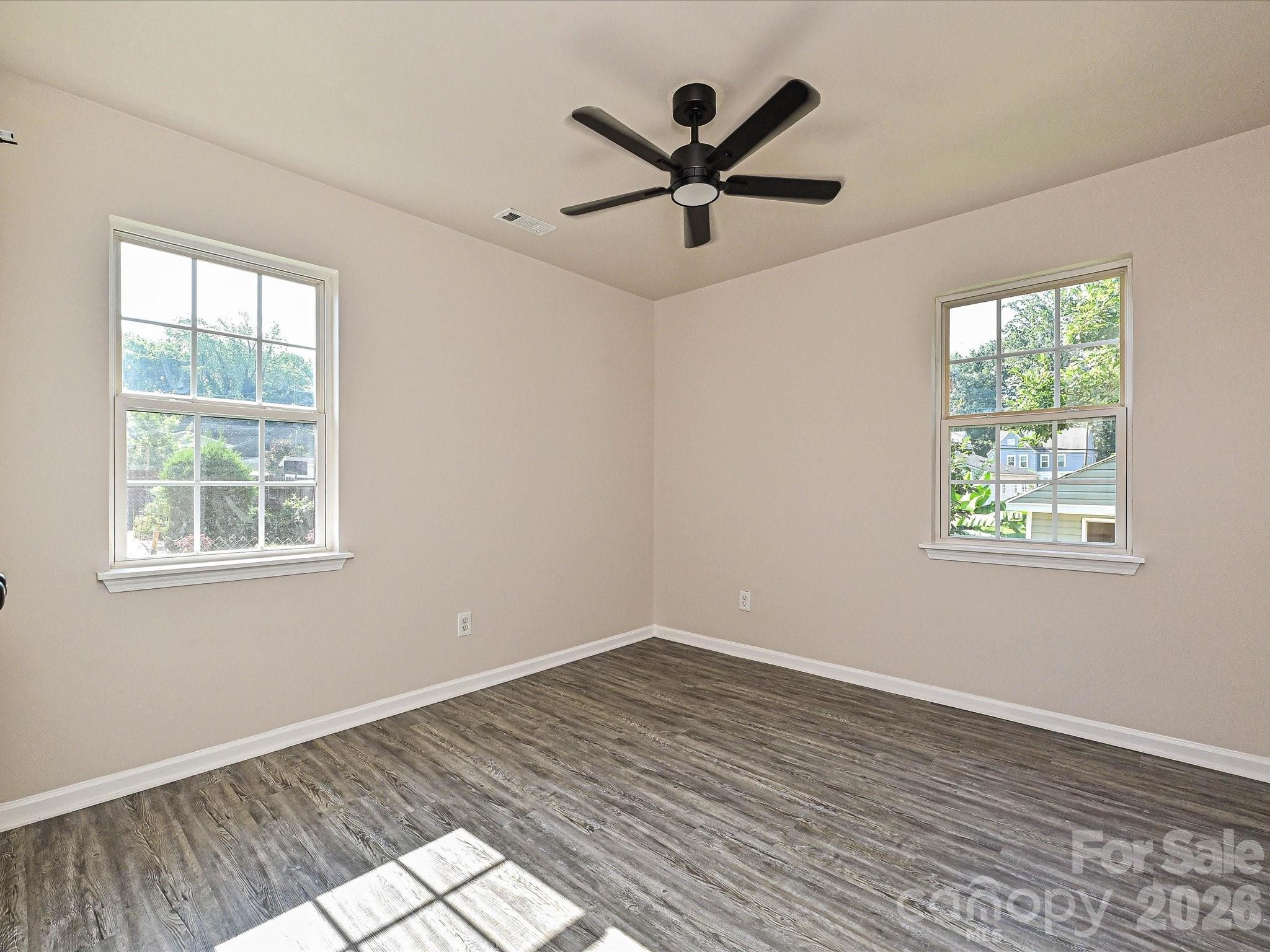817 Wainwright Avenue — Charlotte