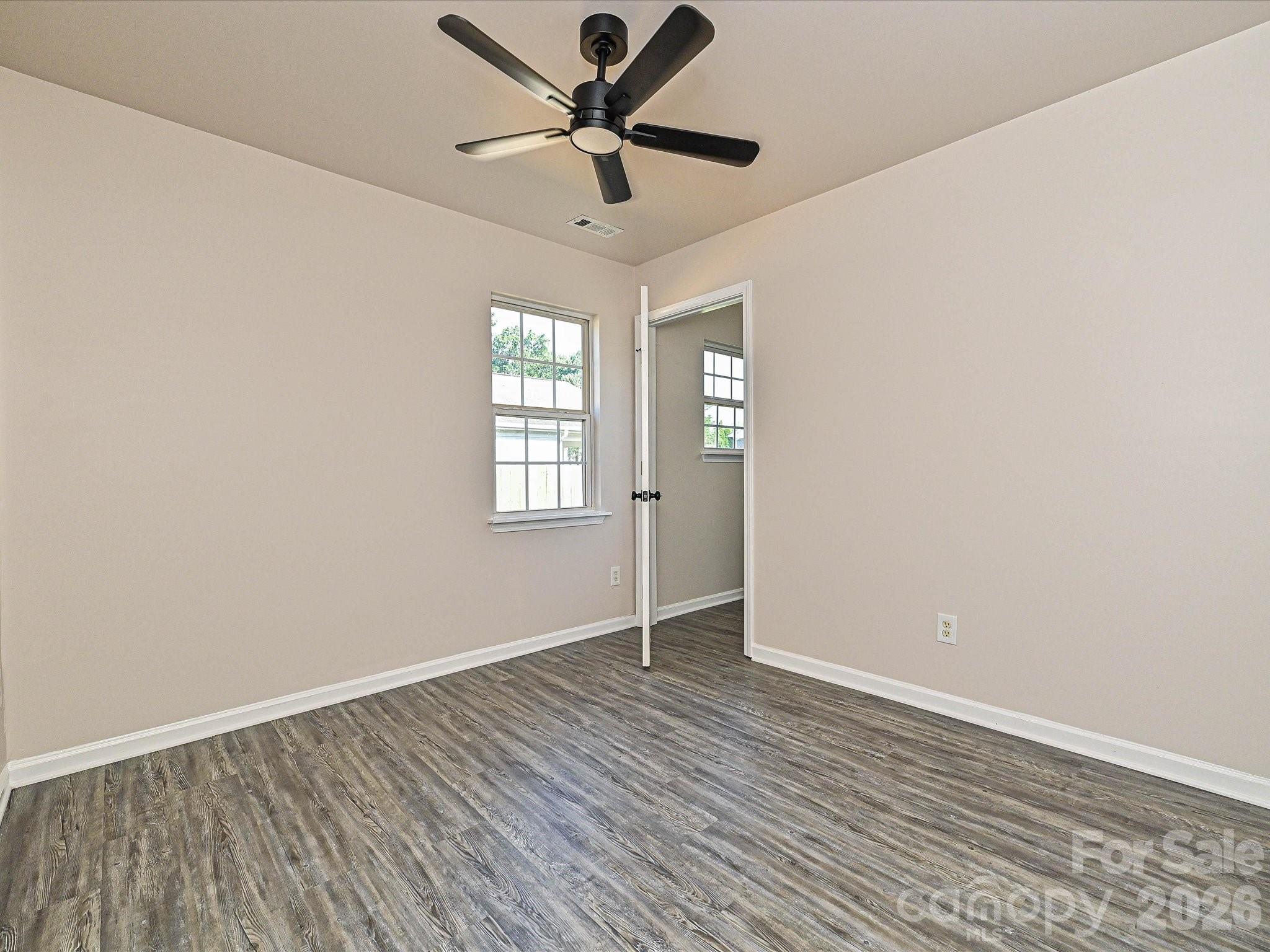 817 Wainwright Avenue — Charlotte