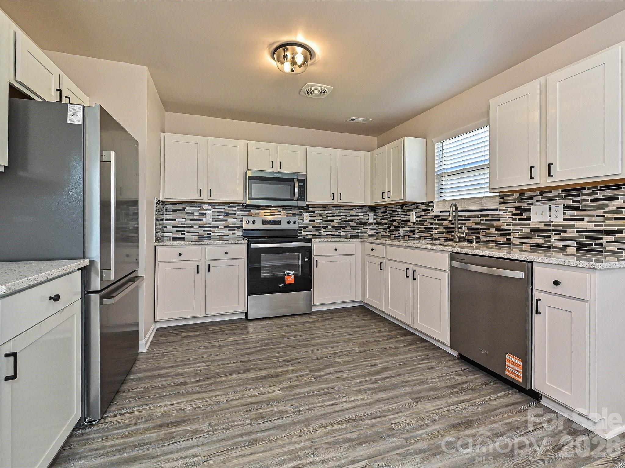 817 Wainwright Avenue — Charlotte