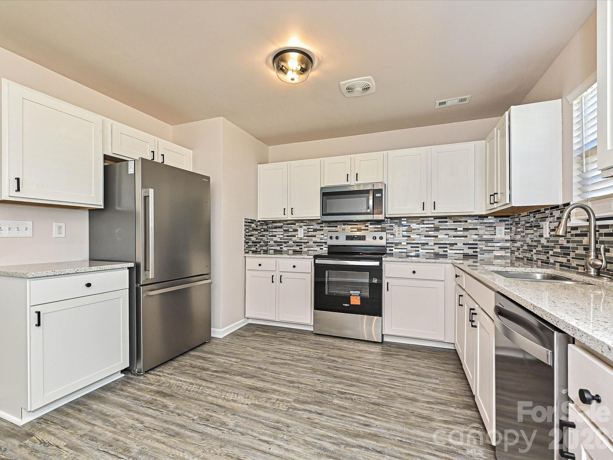 817 Wainwright Avenue — Charlotte