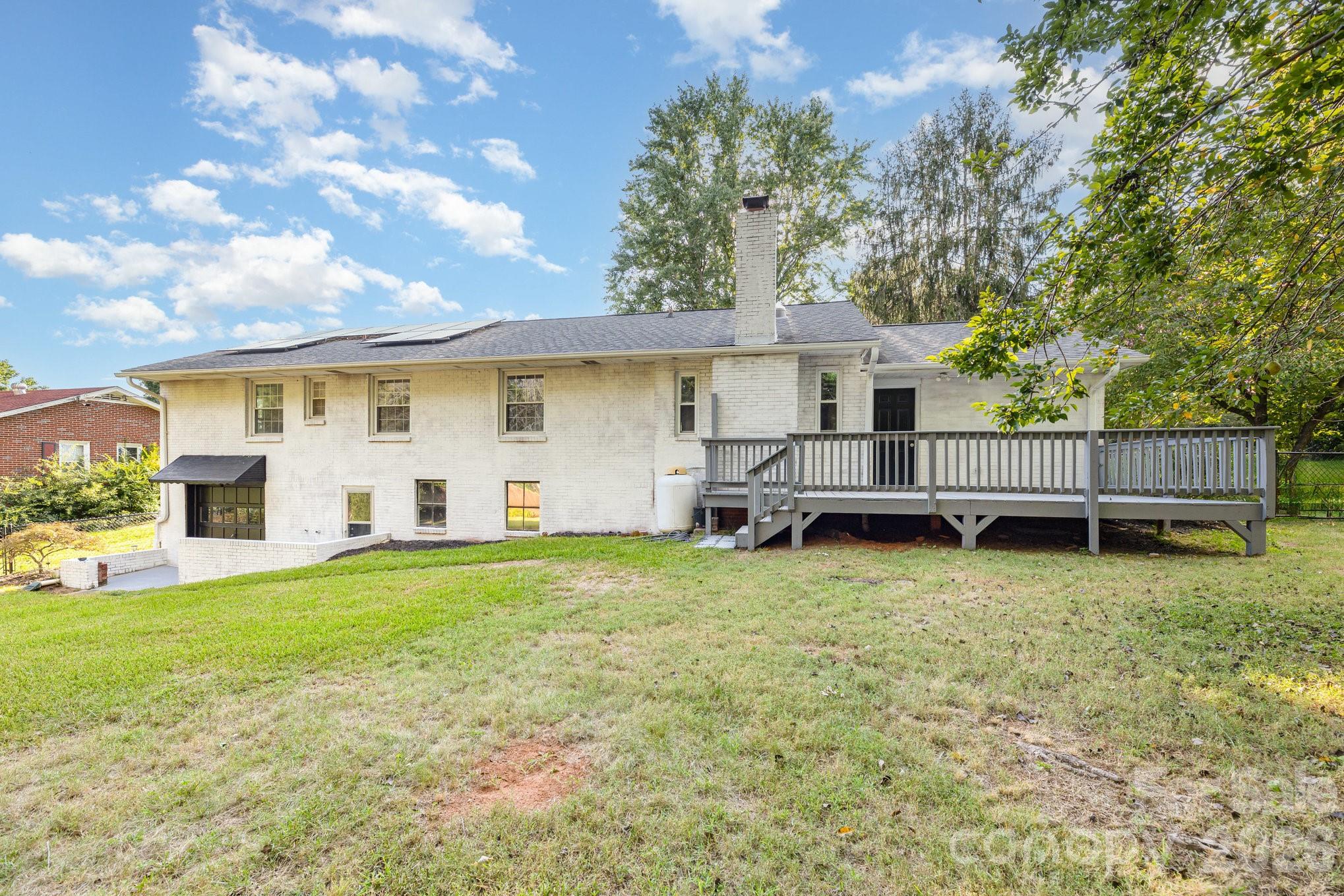 1355 Leheigh Court — Winston Salem