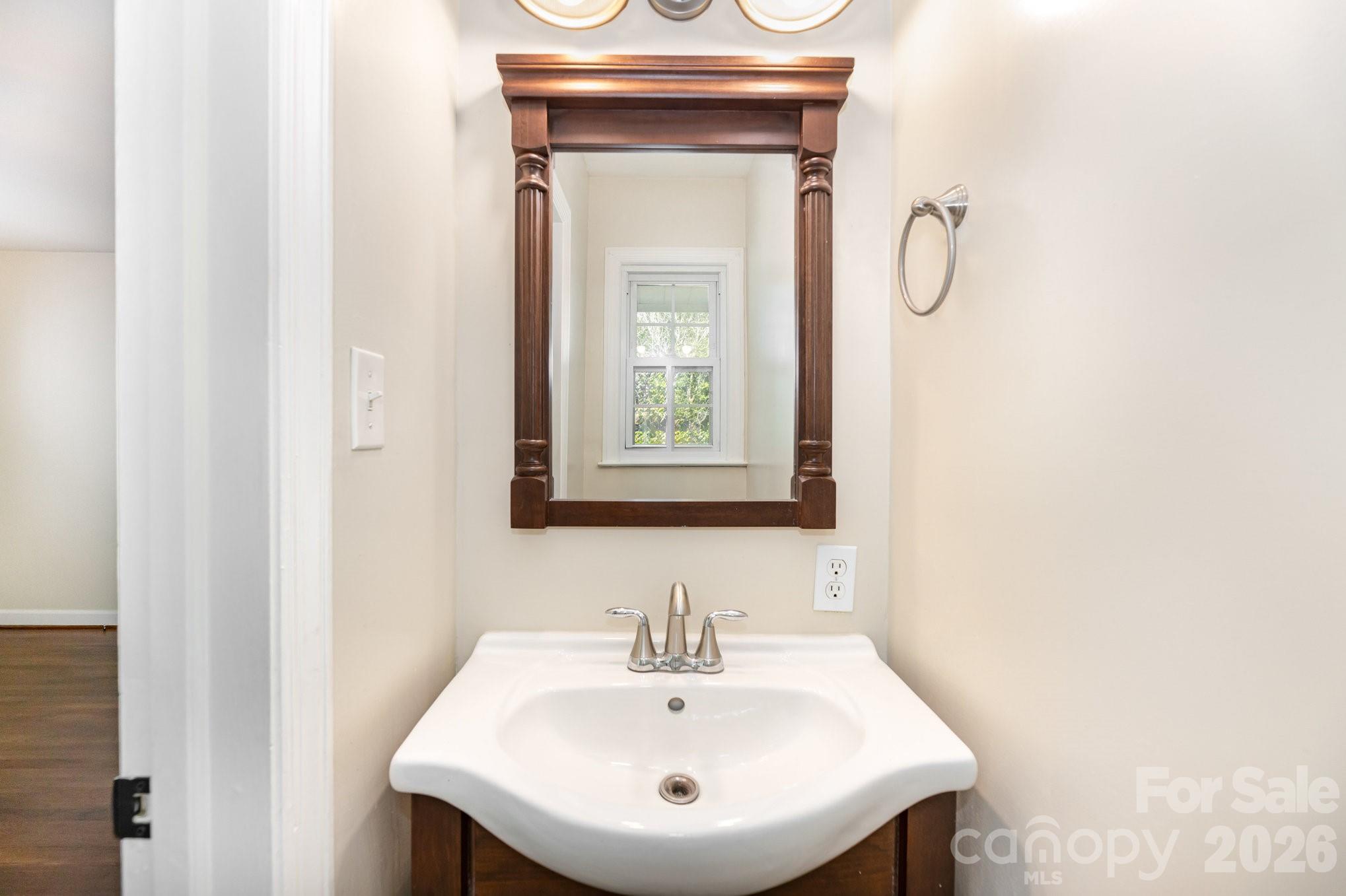 1355 Leheigh Court — Winston Salem
