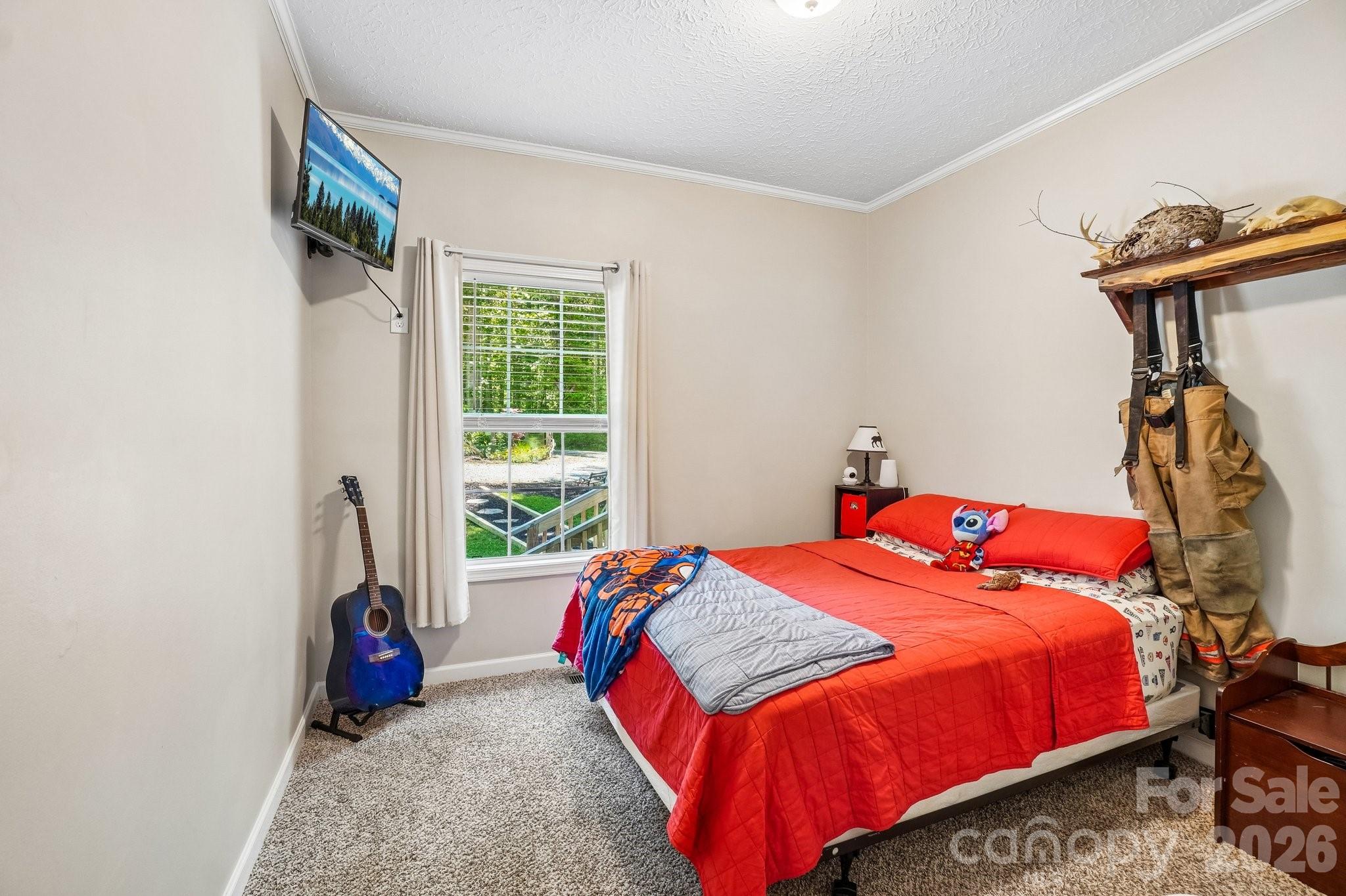 51 Hermit Springs Trail — Hendersonville