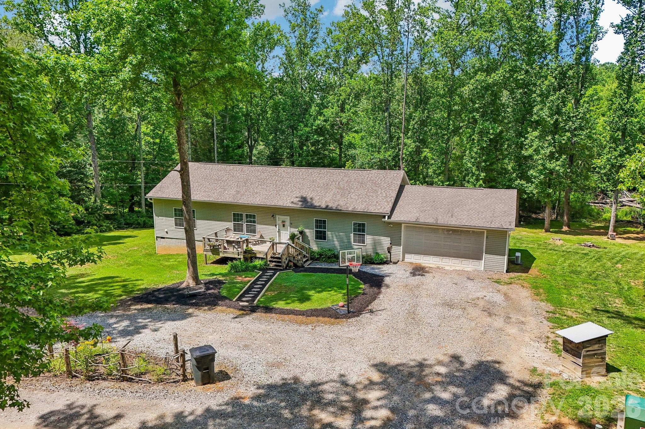 51 Hermit Springs Trail — Hendersonville