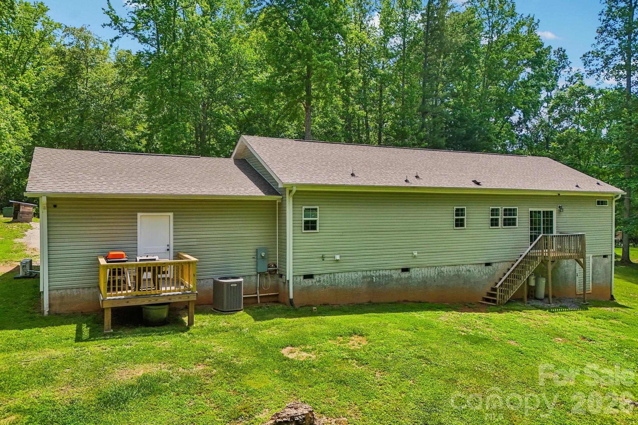 51 Hermit Springs Trail — Hendersonville