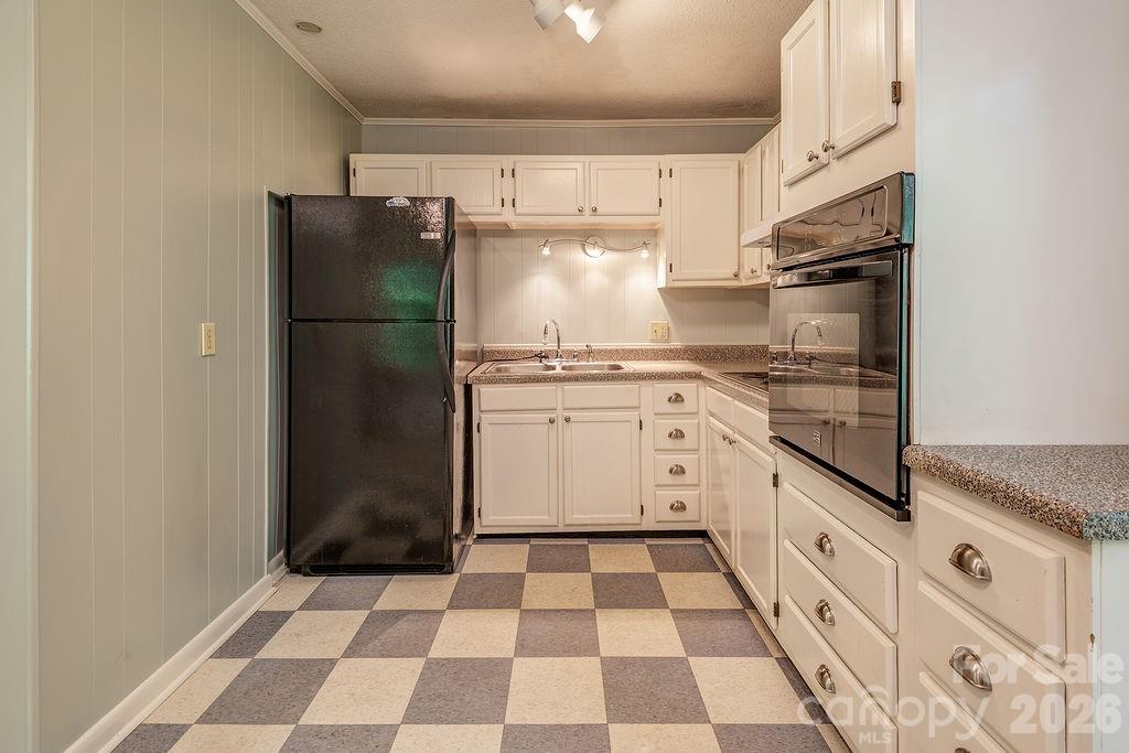 364 Pearson Drive — Asheville