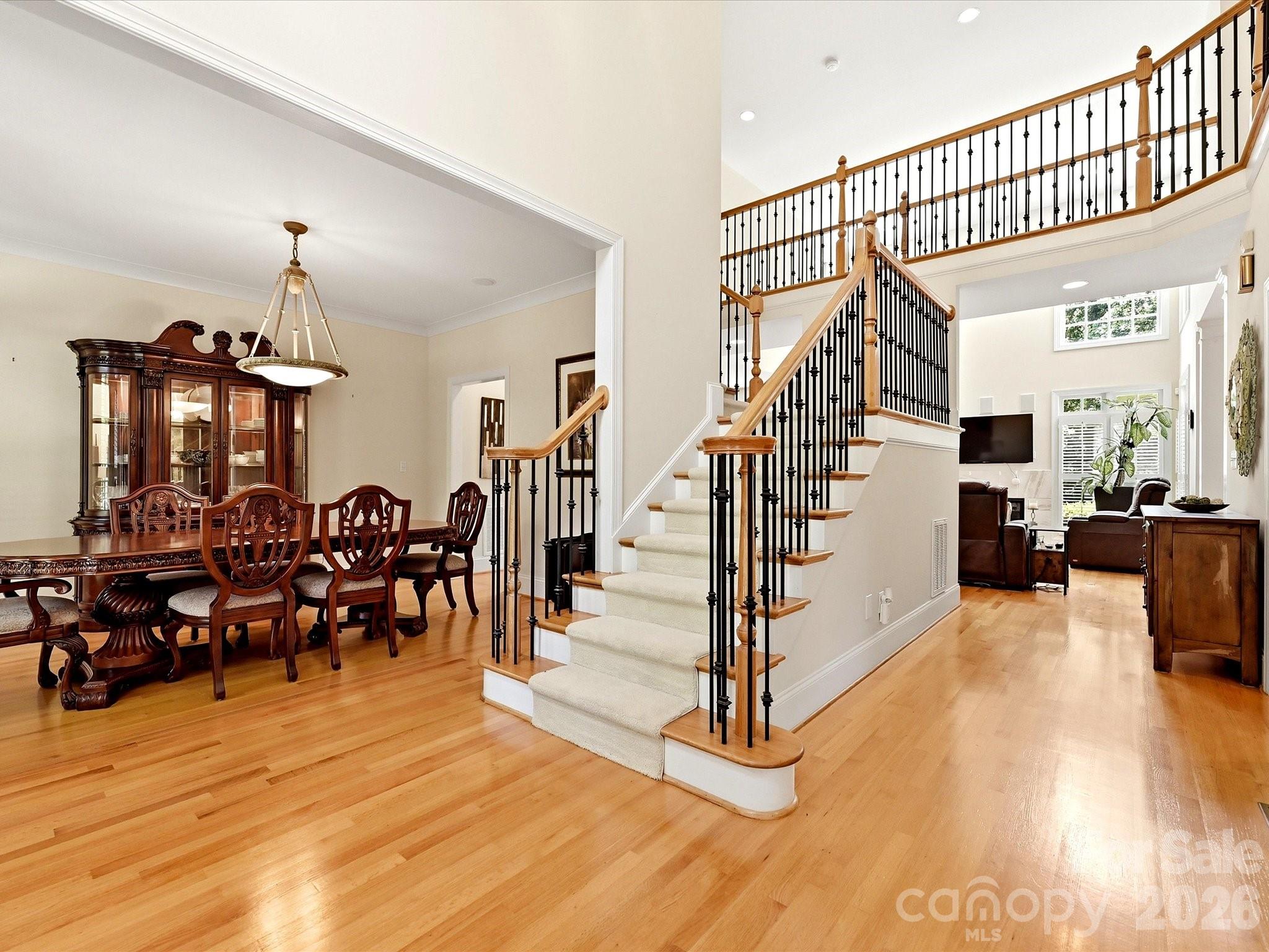 2744 W Pinewood Road — Chester