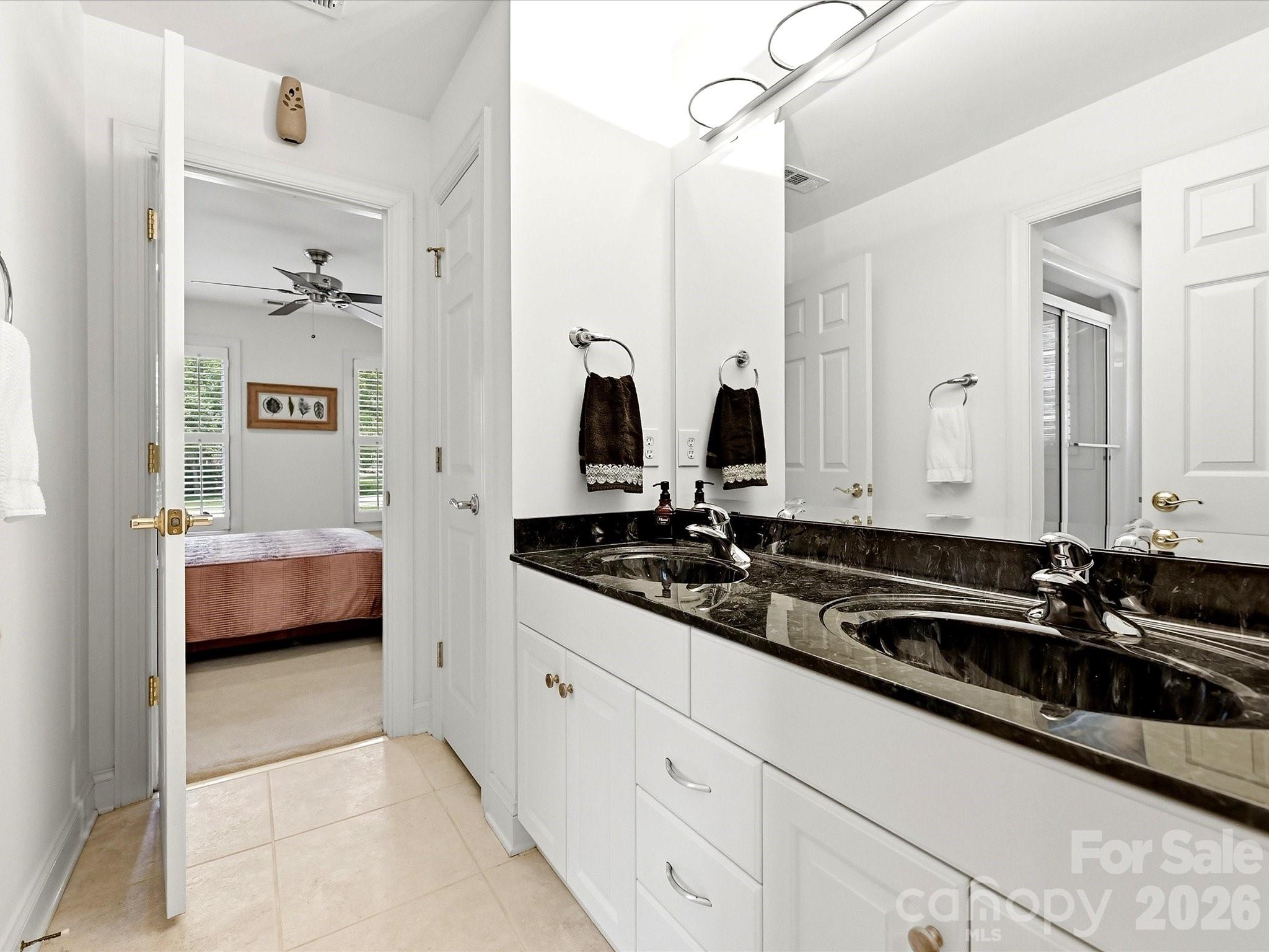 2744 W Pinewood Road — Chester