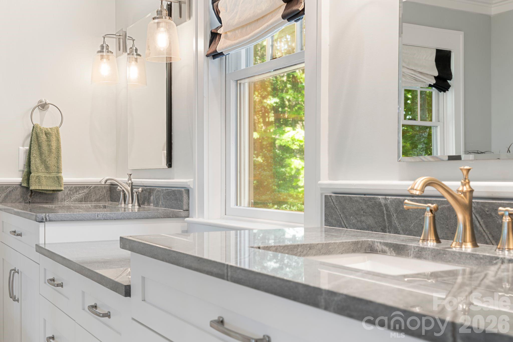 108 Flame Azalea Drive — Swannanoa