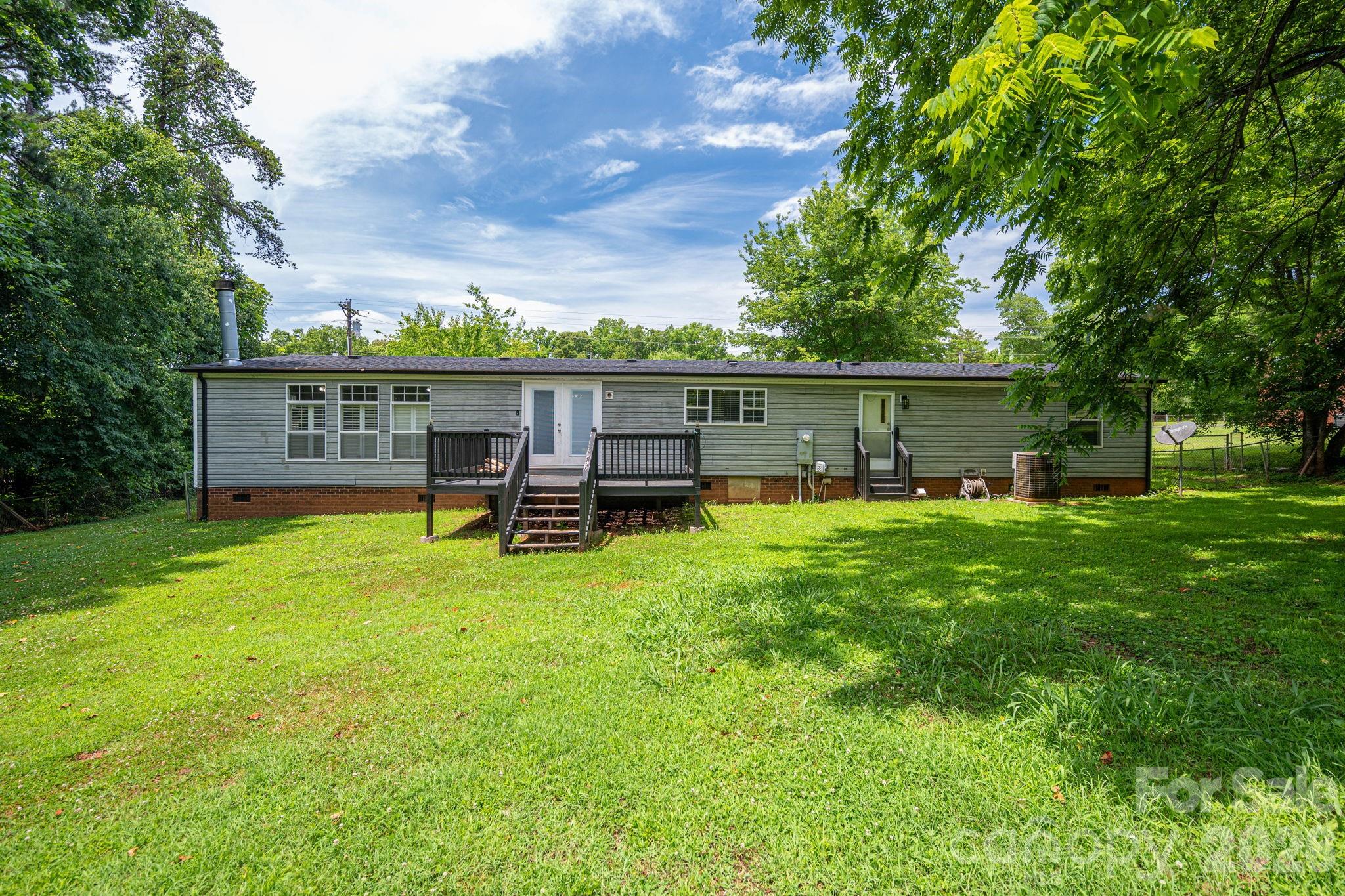 1002 Kiser Road — Bessemer City